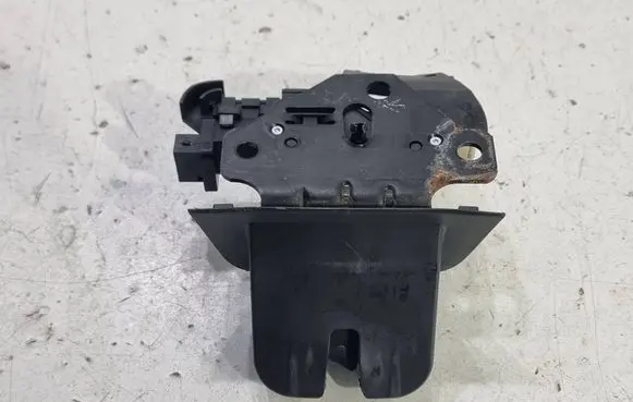 Audi Q7 4L Tailgate/trunk/boot lock/catch/latch 8P4827505C 4L0827520