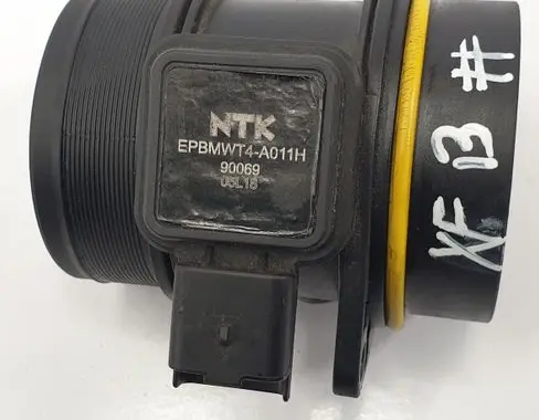 Jaguar XF X250 Mass air flow meter EPBMWT4A011H