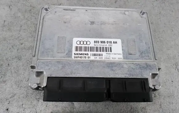 Audi A4 S4 B6 8E 8H Engine control unit/module ECU 8E0906018AH