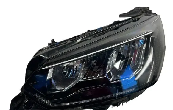 Peugeot 208 Headlight/headlamp 90200109 9833036380