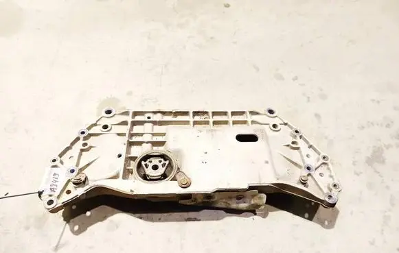 Skoda Octavia Mk2 (1Z) Front subframe