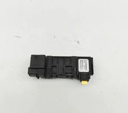 Mercedes-Benz GL X166 Oil temperature sensor A1729058200 2940X00300