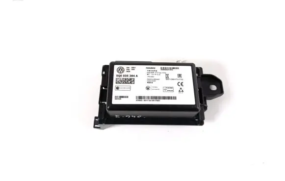 Volkswagen Golf VII Other control units/modules 5QE035284A
