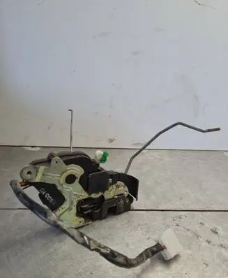 Mazda 626 Front door lock