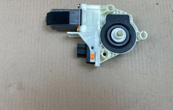 Porsche Panamera (970) Rear door window regulator motor 0536011001