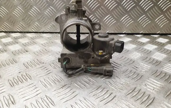 Toyota Corolla E120 E130 Throttle valve 8967221020