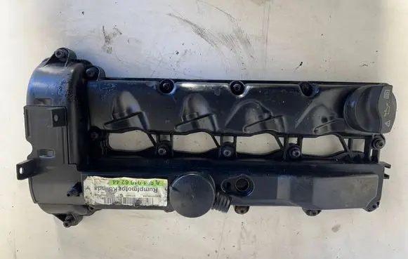 Mercedes-Benz Sprinter W906 Rocker cam cover a6510100230