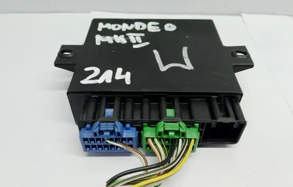 Ford Focus Comfort/convenience module 5WK47230B