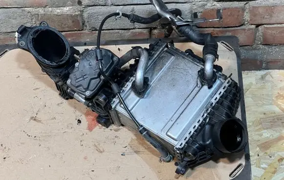Mercedes-Benz E W213 Intercooler radiator A6540104604