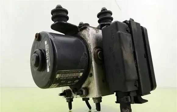 Volkswagen Touran I ABS Pump 1K0907379AA