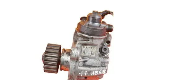 Audi Q7 4L Fuel injection high pressure pump 0445010611