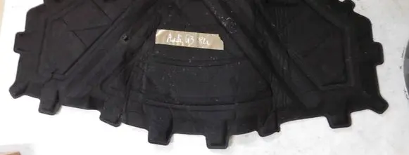 Audi Q3 8U Engine bonnet/hood sound/heat insulation 8U0863825A