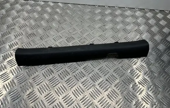 KIA Sportage Front sill trim cover 85881F1000