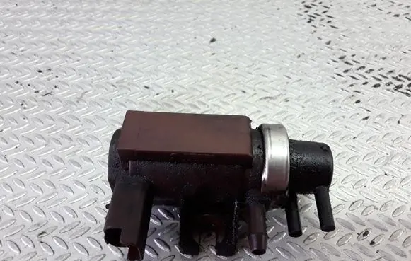 Ford Focus C-MAX Turbo solenoid valve 9652570180 70071200