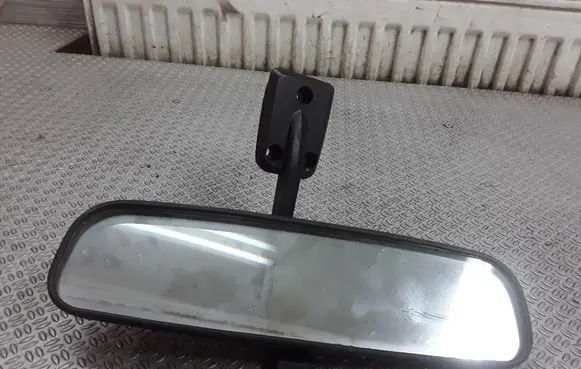 Hyundai Galloper Rear view mirror (interior)