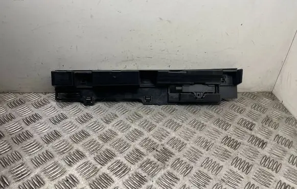 BMW 4 F36 Gran coupe Sill supporting ledge 7320207
