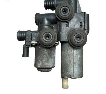 BMW 3 E46 Coolant heater control valve 8369807 1147412149