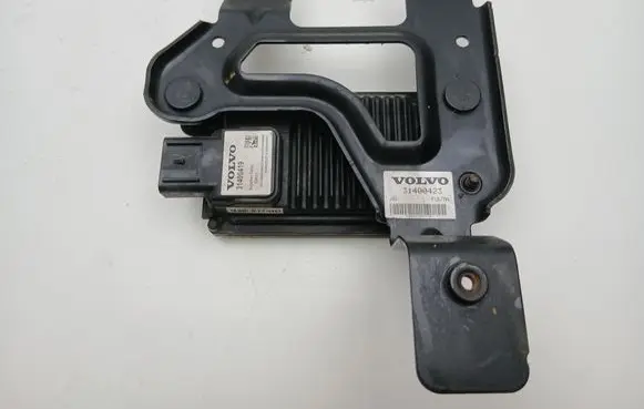 Volvo V60 Distronic sensor radar 31400419 31400423