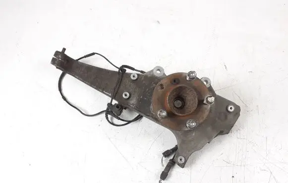 BMW 5 F10 F11 Front wheel hub
