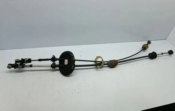 Peugeot 207 Gear shift cable linkage TFX1585