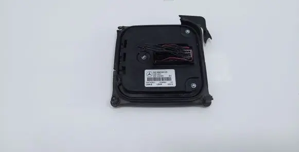 Mercedes-Benz B W246 W242 LED ballast control module 524742801