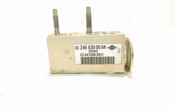 Mercedes-Benz A W176 Air conditioning (A/C) expansion valve 2468300084