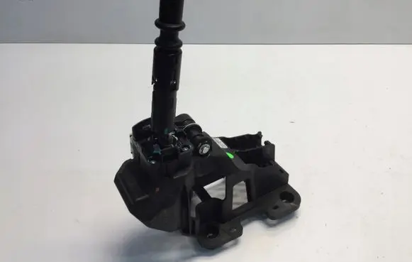Gear shifter/selector