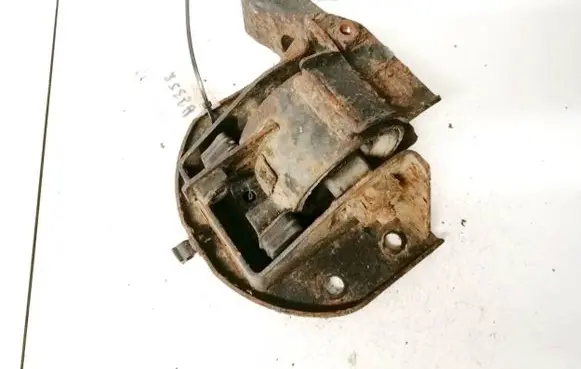 Land Rover Freelander Engine mount bracket
