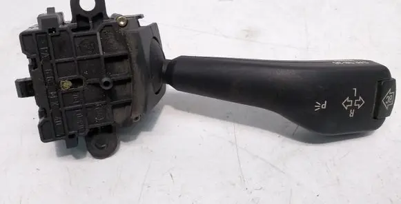 BMW 3 E46 Indicator stalk 8363668