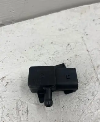 BMW 5 E60 E61 Exhaust gas pressure sensor 7805162