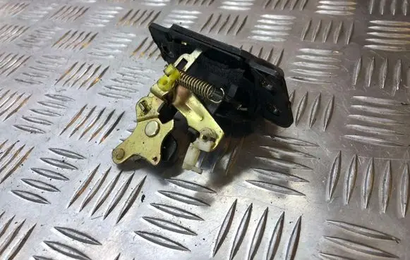 Hyundai Trajet Tailgate/trunk/boot lock/catch/latch