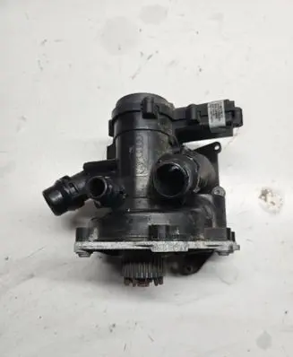 Volkswagen Tiguan Allspace Water pump 06L121111M