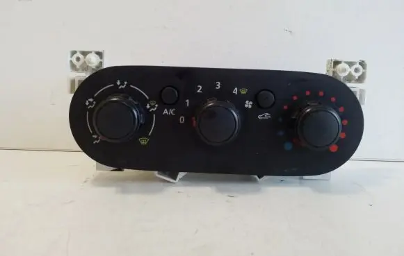 Renault Trafic III (X82) Climate control unit 30080060