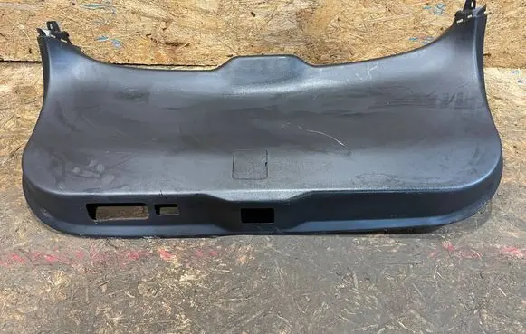 Mazda CX-30 Tailgate trim DFR5-68960 S2512A023-M DFR7-68960
