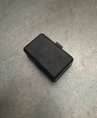 Mercedes-Benz E W210 Rain sensor 2108205710 00600000