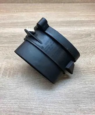 BMW 5 E39 Mass air flow meter 7787076 0928400468