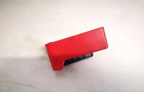 Engine bonnet (hood) release handle