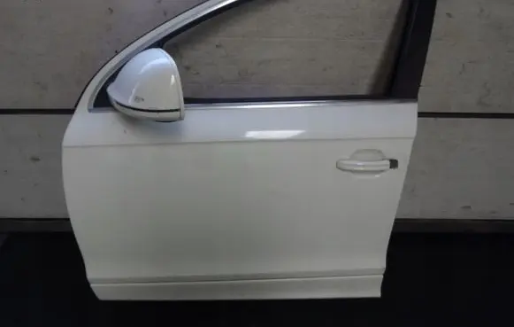 Audi Q7 4M Rear door