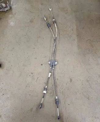 Ford Mondeo MK IV Gear shift cable linkage 615200CECDA 19081852