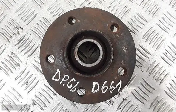 Audi A7 S7 4G Rear wheel hub 