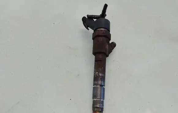 Renault Scenic II - Grand scenic II Fuel injector 8200100272