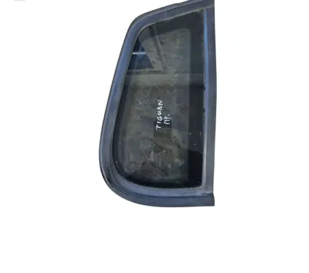 Volkswagen Tiguan Rear side window 5N0845042AP