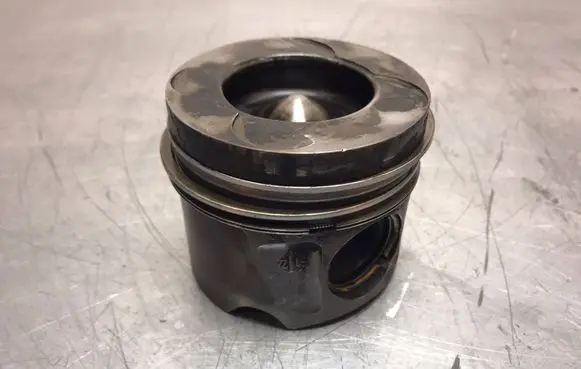 Mercedes-Benz ML W164 Piston A6420307617