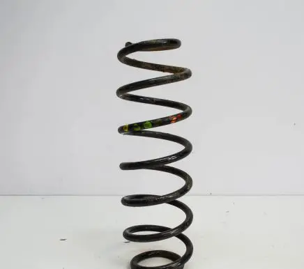 Volkswagen Golf I Rear coil spring