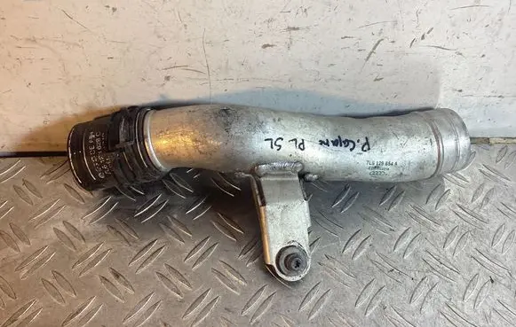 Porsche Cayenne (92A) Intercooler hose/pipe 7L8129654A