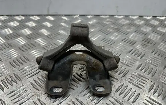 Skoda Octavia Mk2 (1Z) Muffler mount bracket/holder 600253147