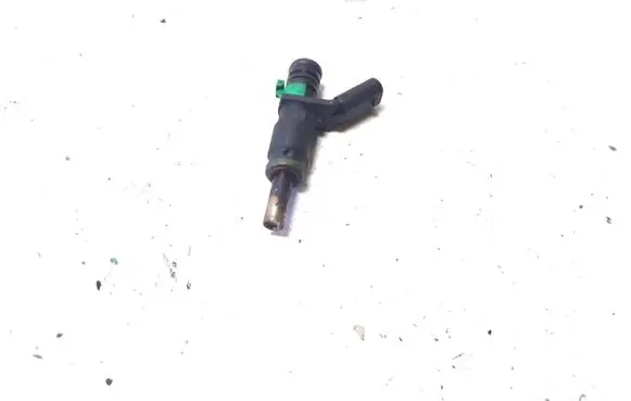 Mercedes-Benz C W204 Fuel injector A272078