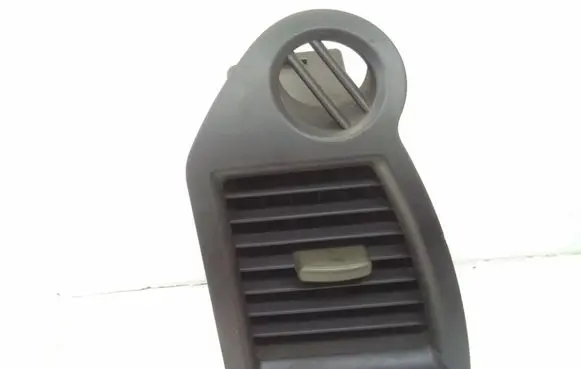 Renault Megane II Dashboard side air vent grill/cover trim A1007009