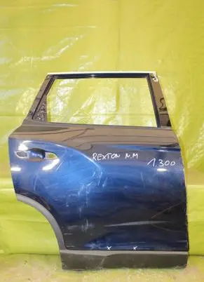 SsangYong Rexton Front door 000259