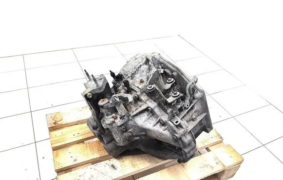 Suzuki SX4 S-Cross Manual 6 speed gearbox ZNB